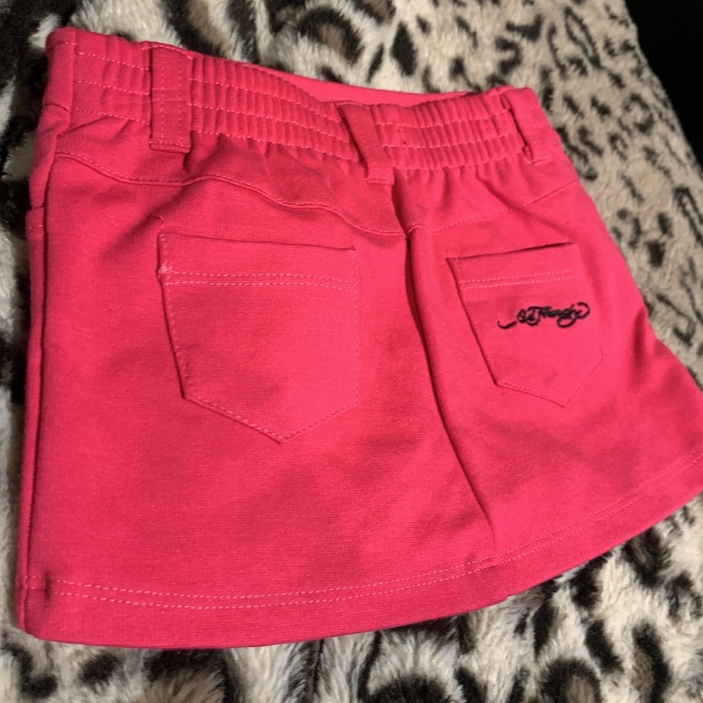Ed Hardy Pink girls Skirt with built in underwear. New Without Tags - Picture 3 of 4